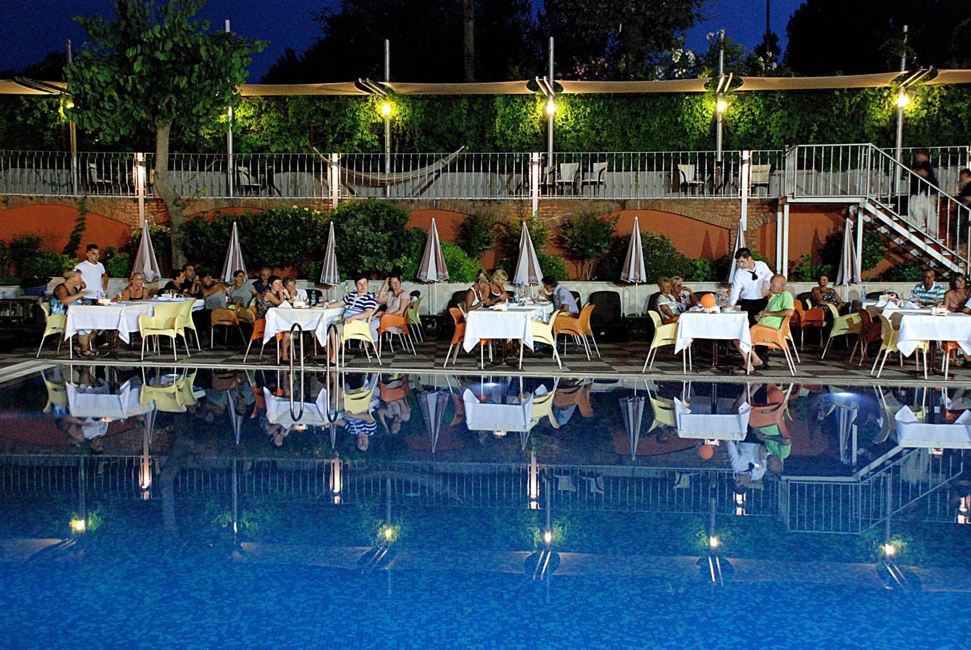 Grand Okan Hotel Алания Экстерьер фото